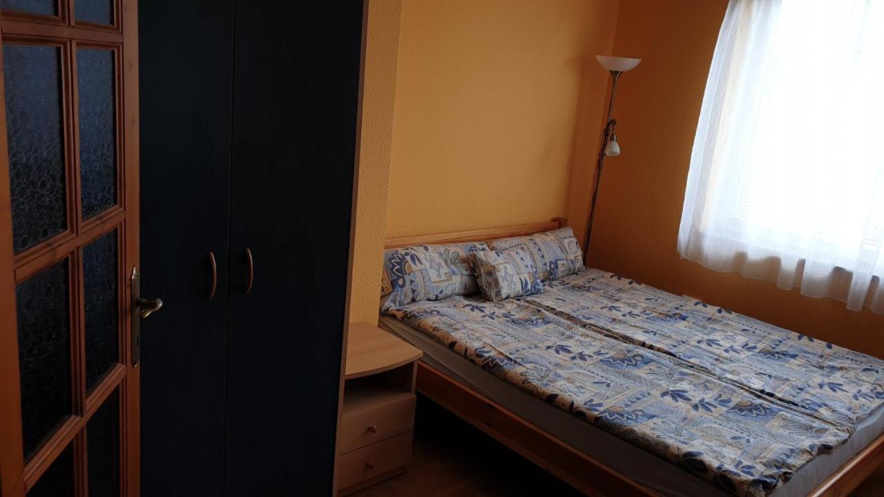 Ilona Apartmanok Balatonboglar Exterior photo